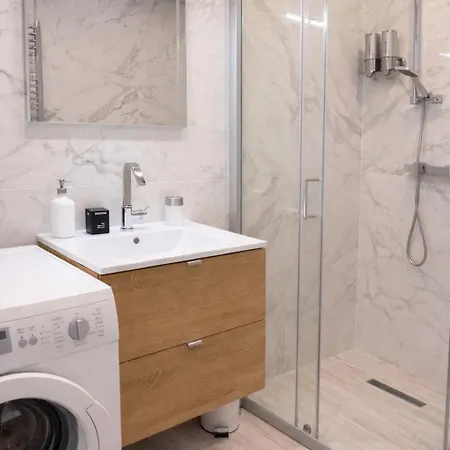 Apartment Elegant One-bedroom - 9 Min Palais - Quiet Area Cannes